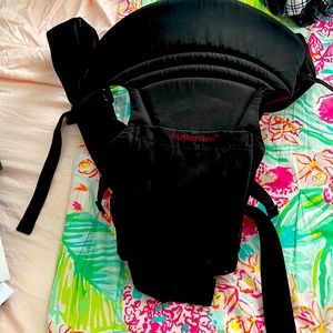 Mother nest baby carrier